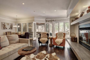 2721 Chateaux DMont Condo
